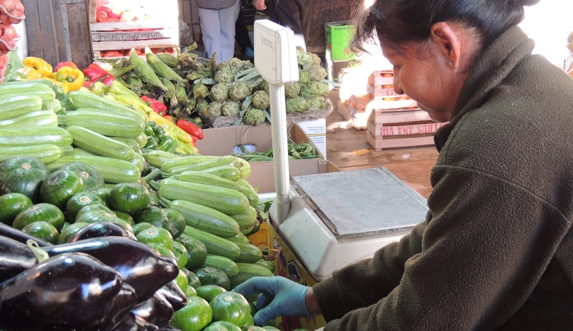 Los Precios De Los Alimentos Del Productor Al Consumidor Se